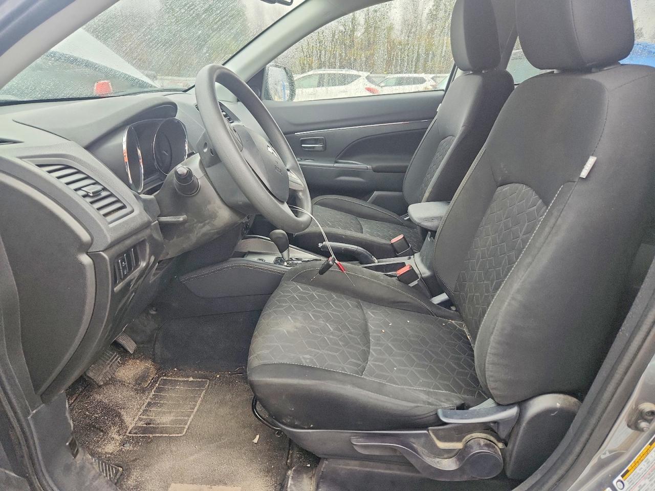 2022 MITSUBISHI OUTLANDER SPORT ES photo 13