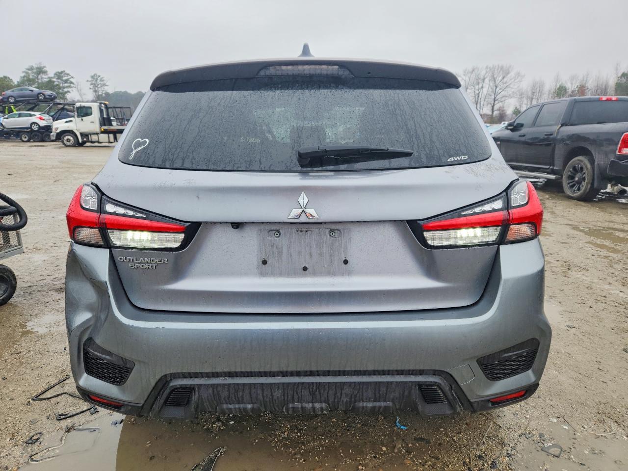 2022 MITSUBISHI OUTLANDER SPORT ES photo 11