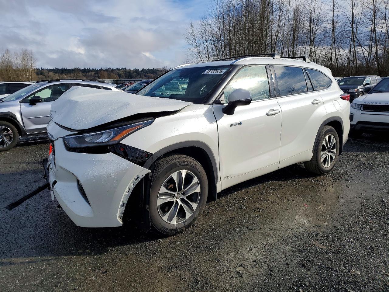 2020 TOYOTA HIGHLANDER