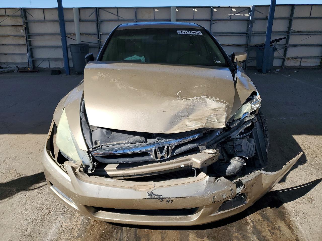 2006 HONDA ACCORD photo 13