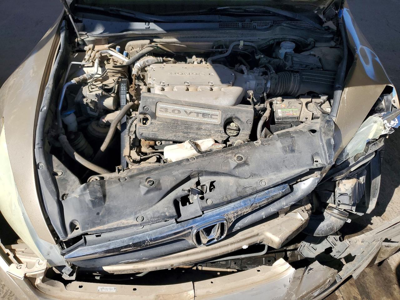 2006 HONDA ACCORD photo 31