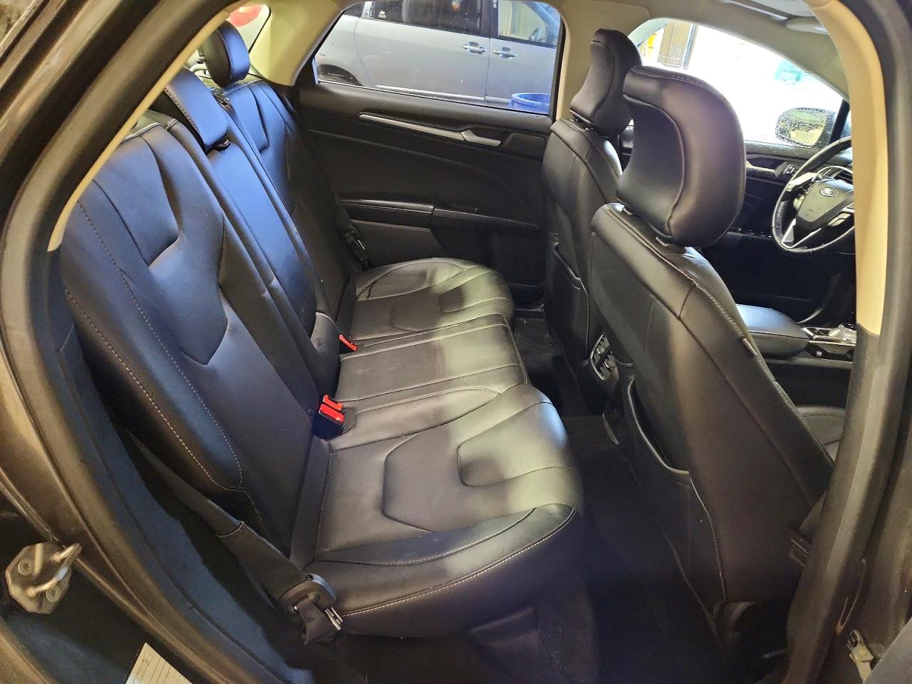 2019 FORD FUSION TITANIUM photo 10