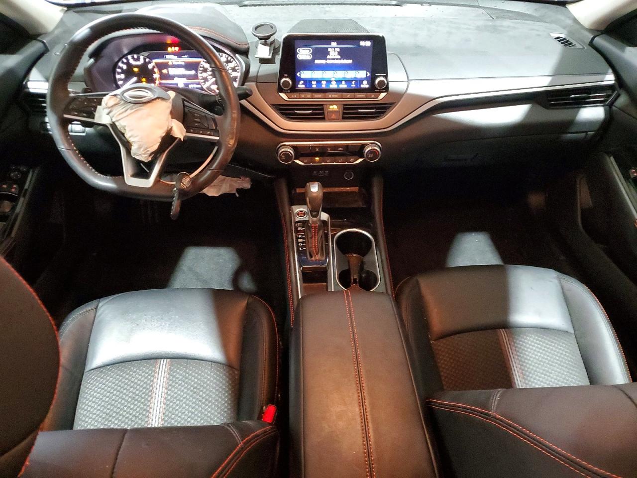 2024 NISSAN ALTIMA 2.5 SR photo 8