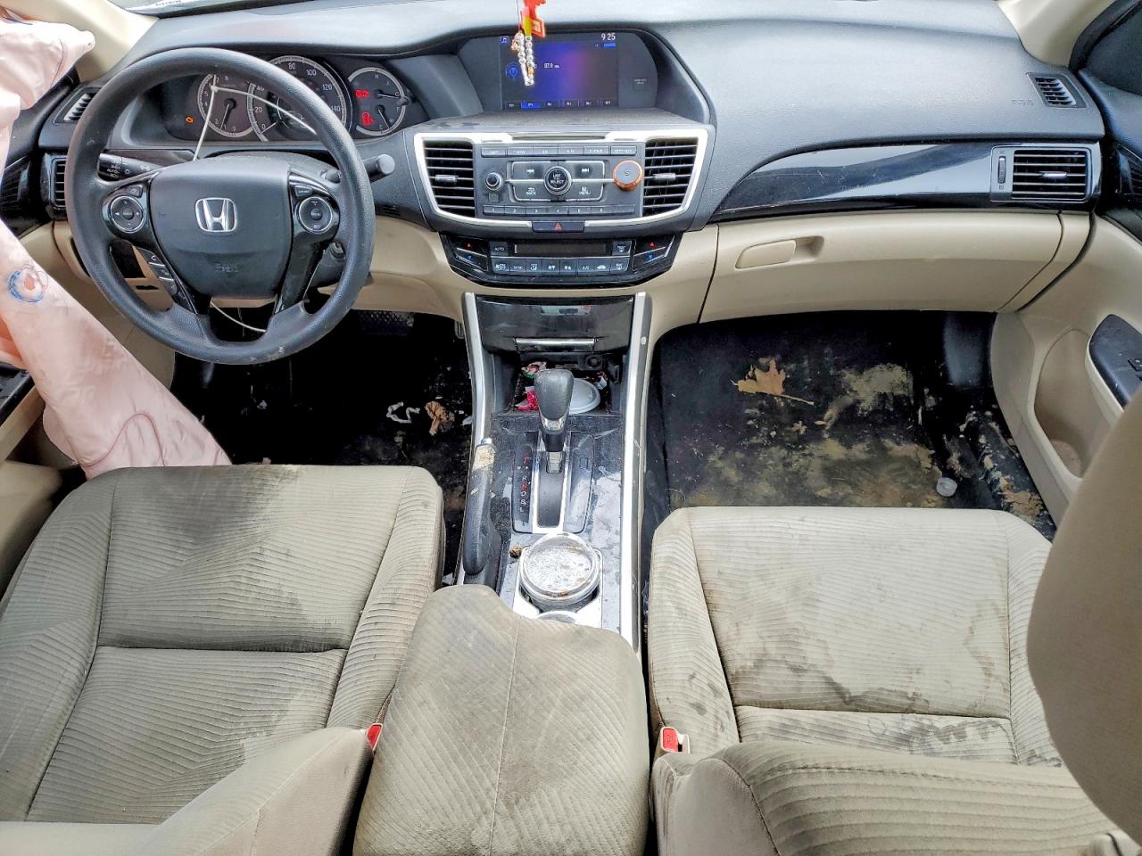 2016 HONDA ACCORD photo 15