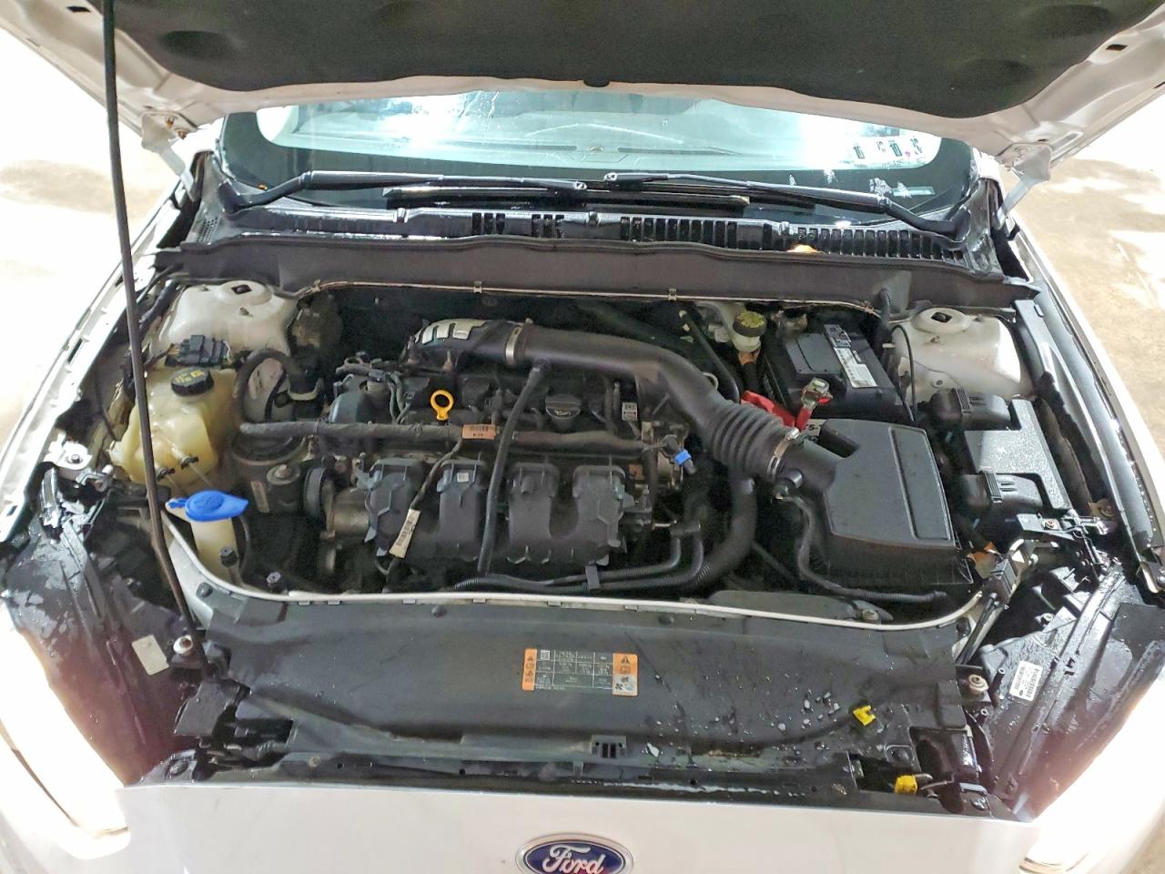 2015 FORD FUSION SE photo 11