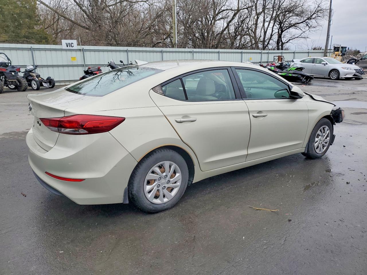 2017 HYUNDAI ELANTRA SE photo 7