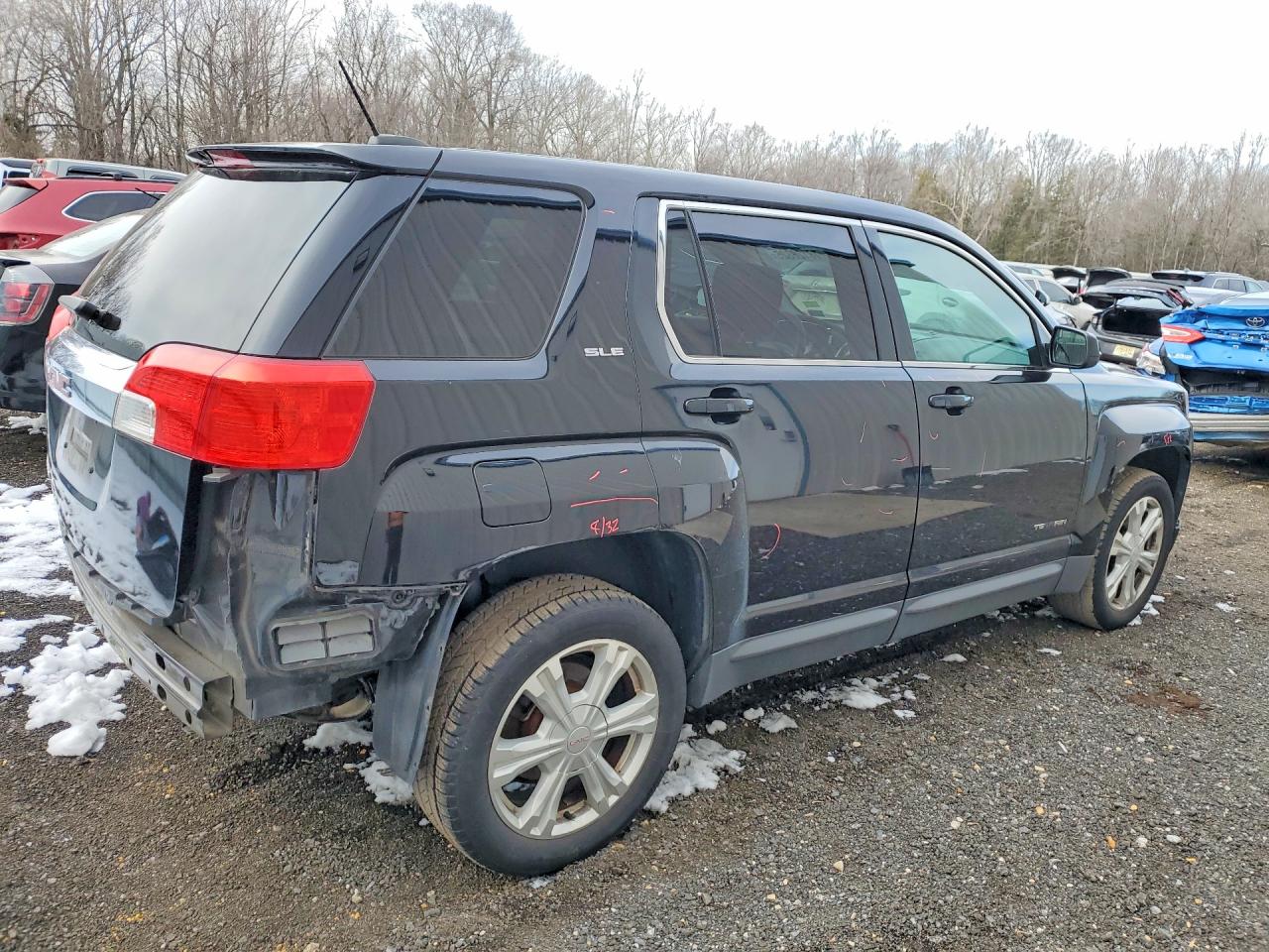 2017 GMC TERRAIN SLE photo 5