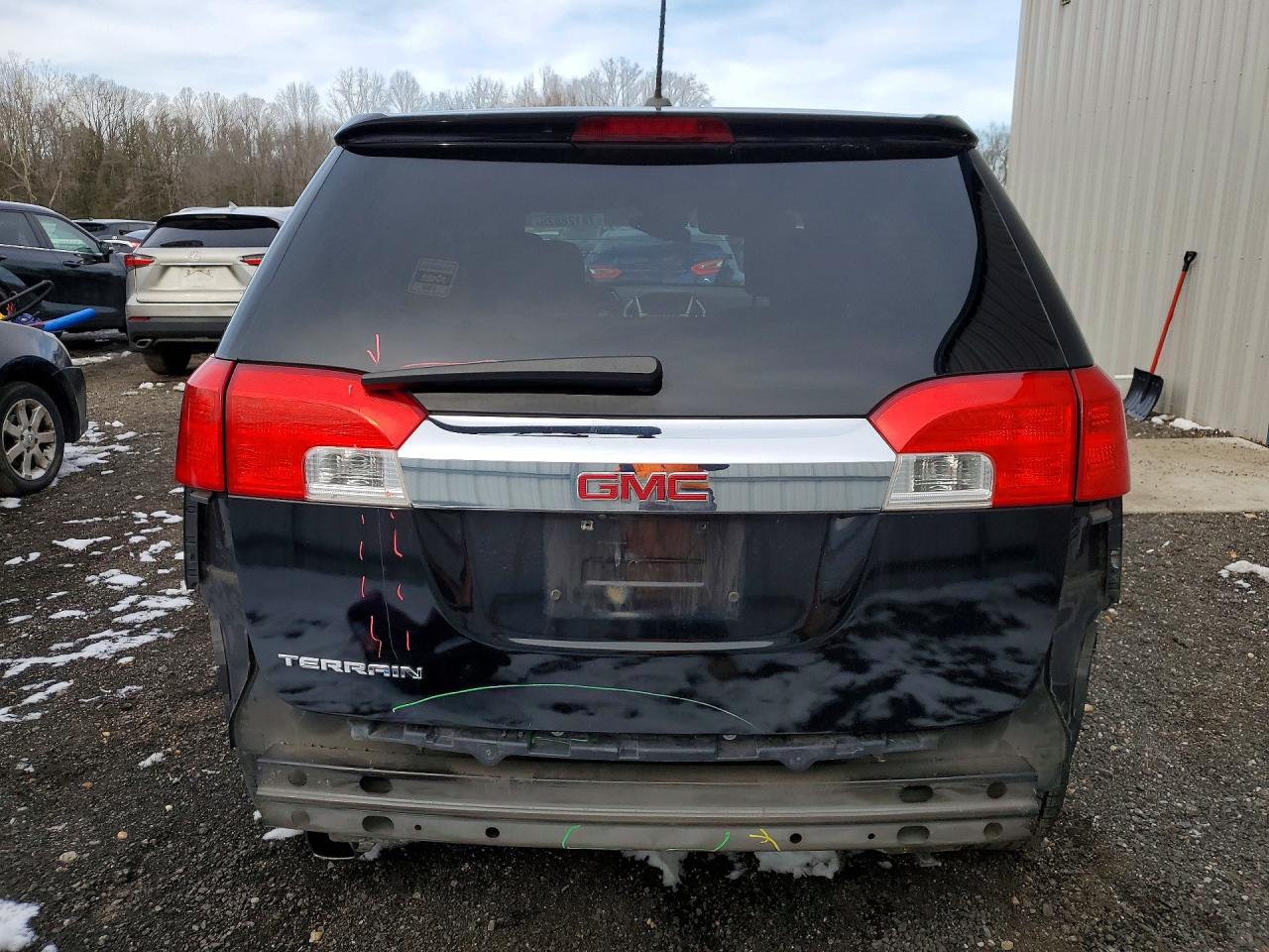 2017 GMC TERRAIN SLE photo 11