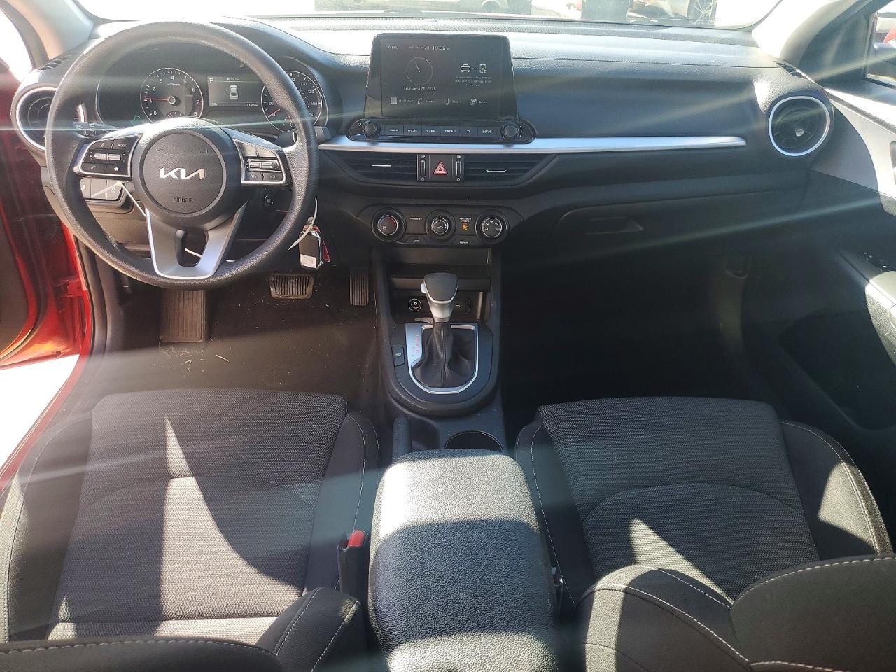 2024 KIA FORTE LXS photo 22