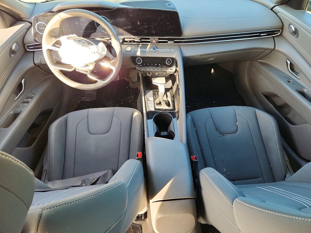 2023 HYUNDAI ELANTRA SEL photo 15