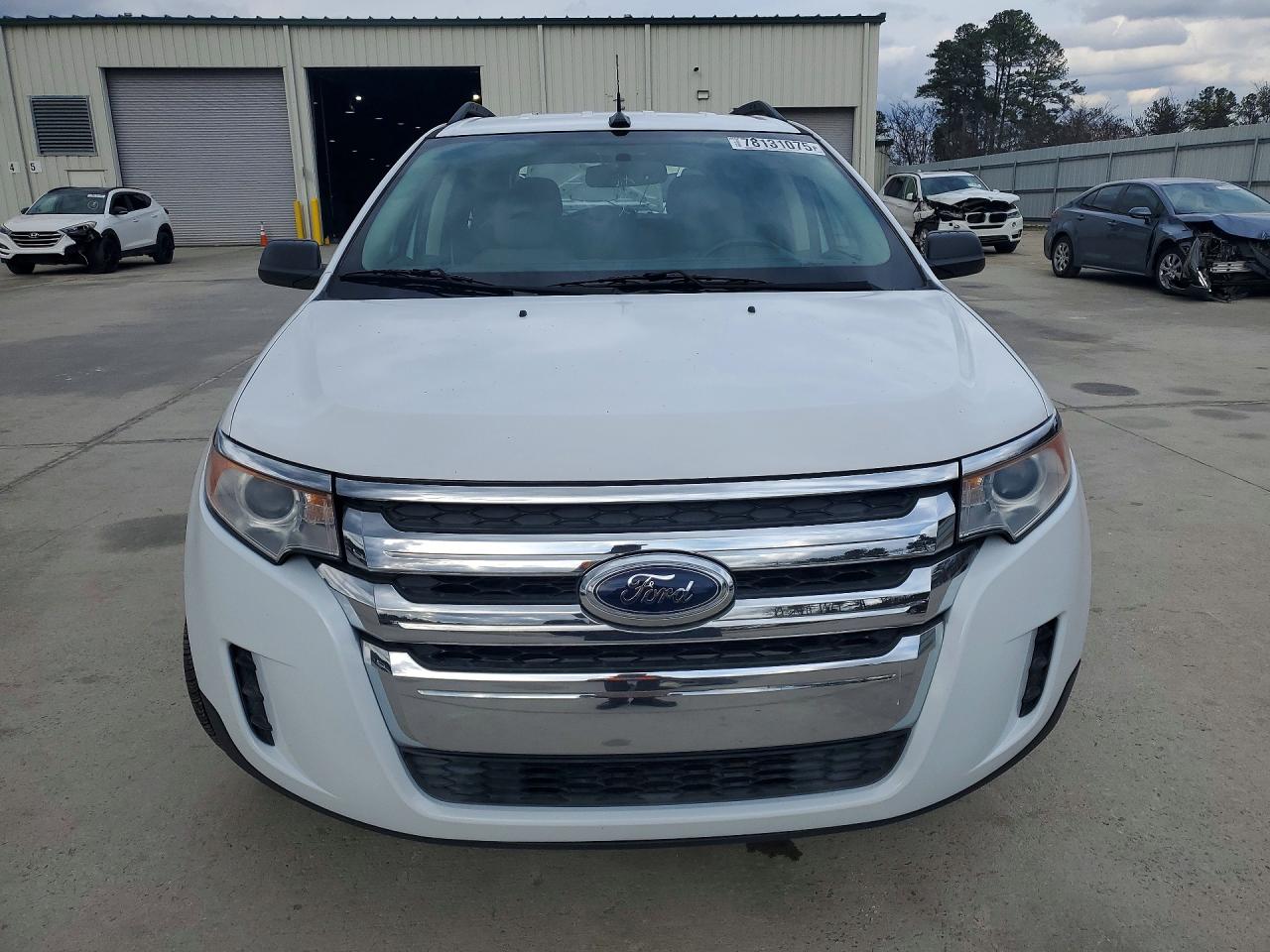 2014 FORD EDGE SE photo 5