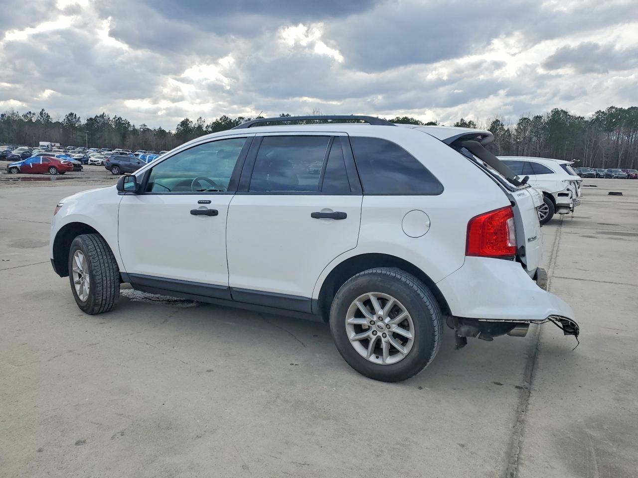 2014 FORD EDGE SE photo 2