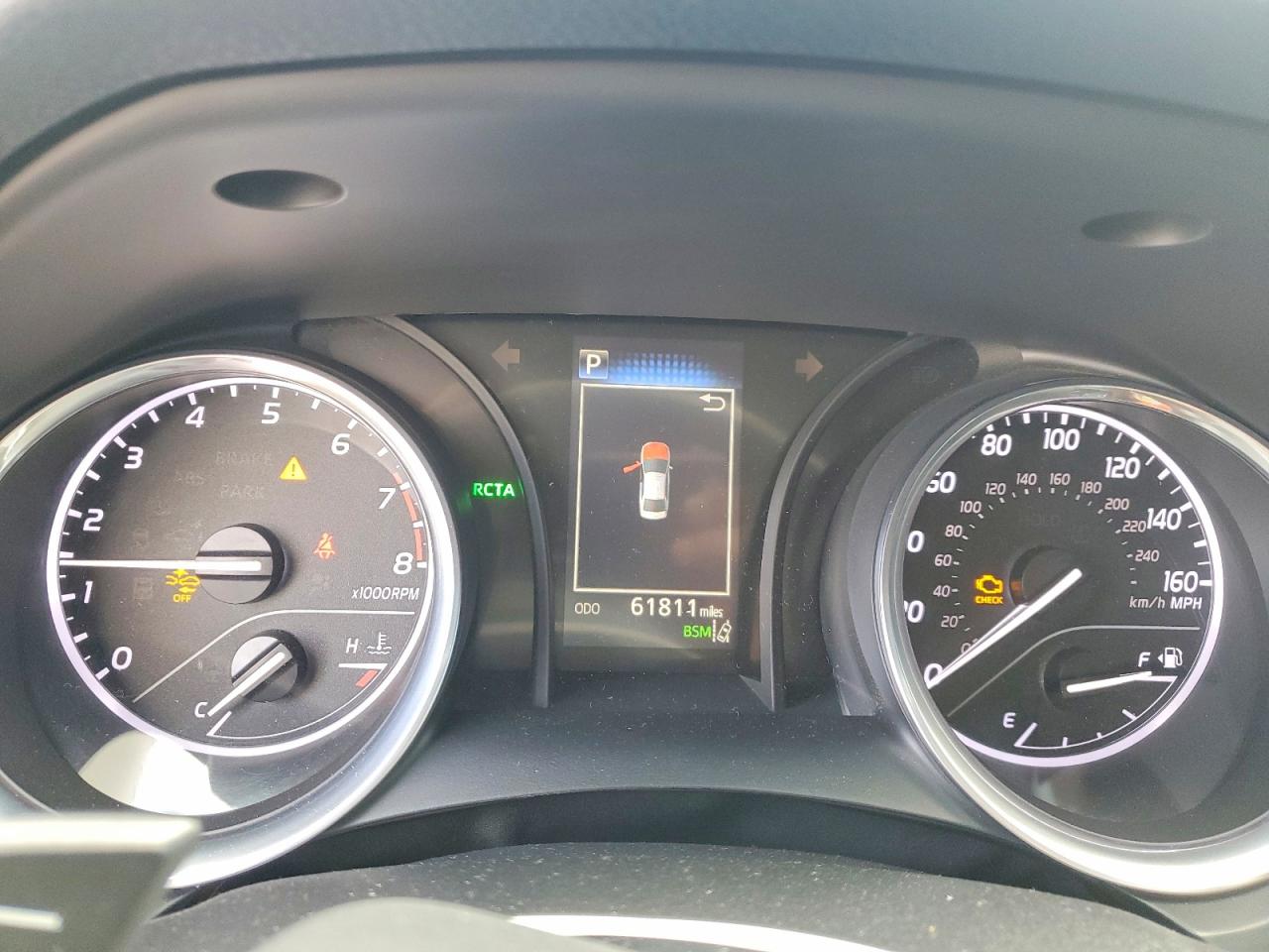 2018 TOYOTA CAMRY SE photo 9