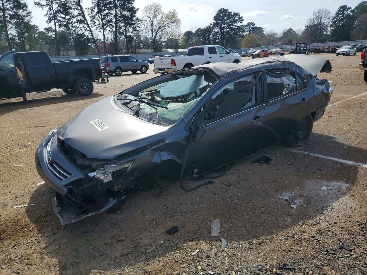 2013 TOYOTA COROLLA