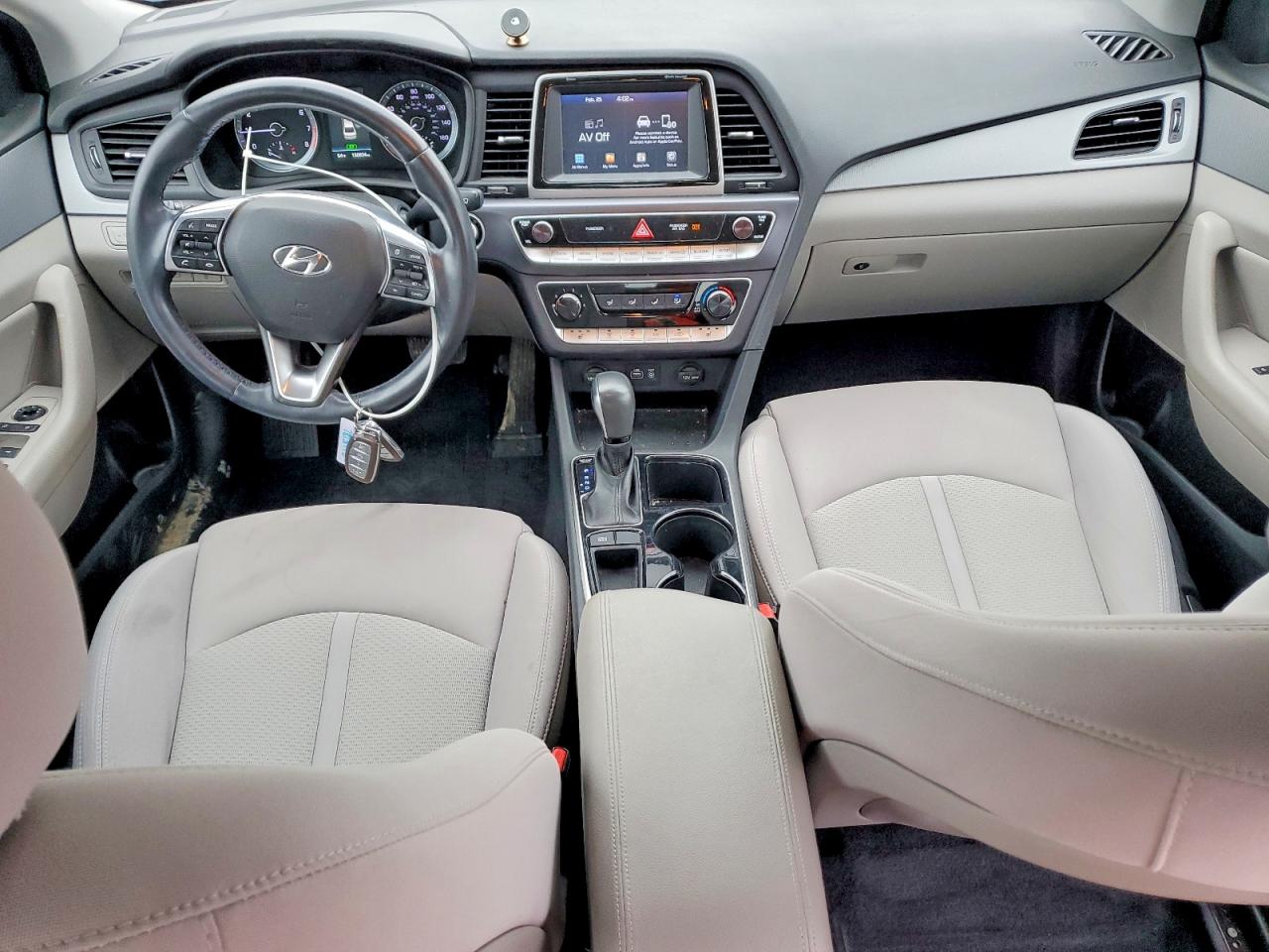 2018 HYUNDAI SONATA photo 8