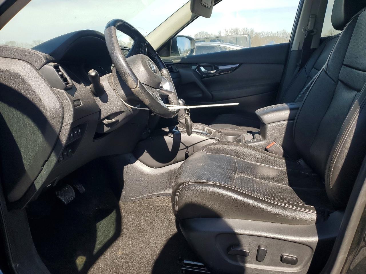 2019 NISSAN ROGUE SL photo 13