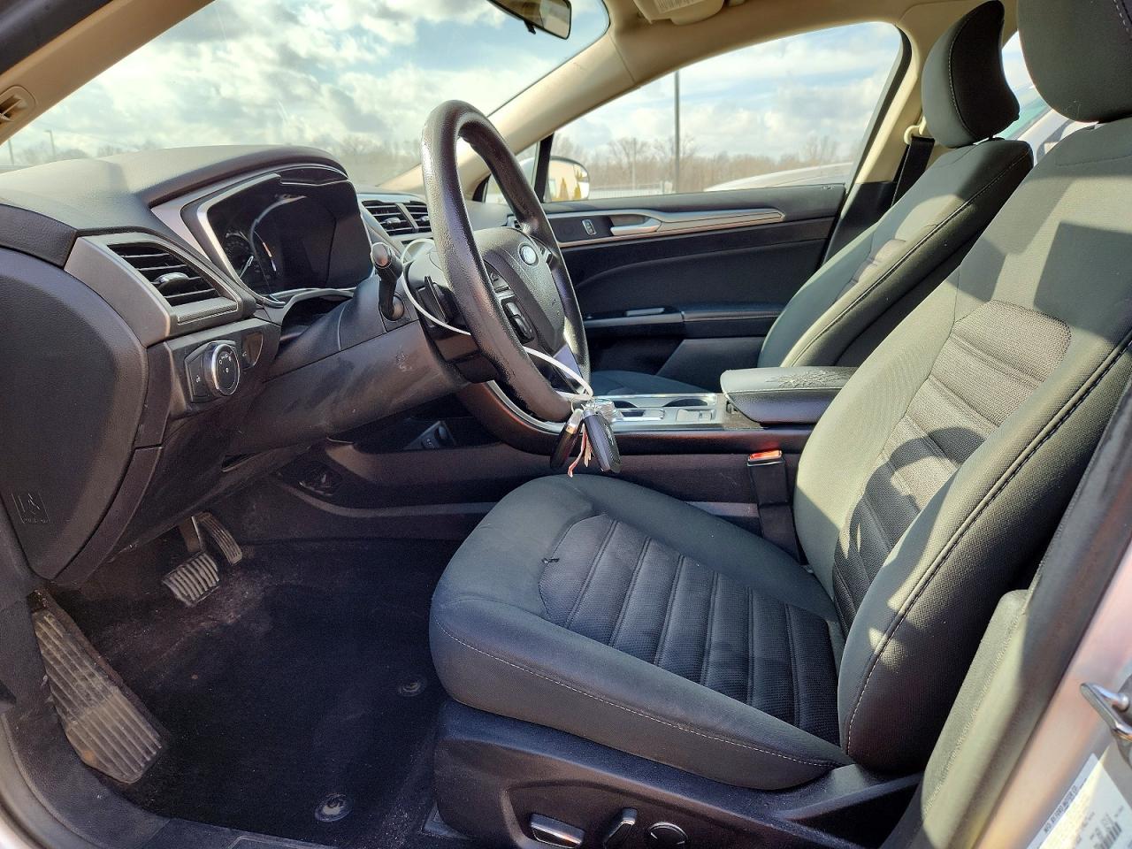 2017 FORD FUSION SE photo 7