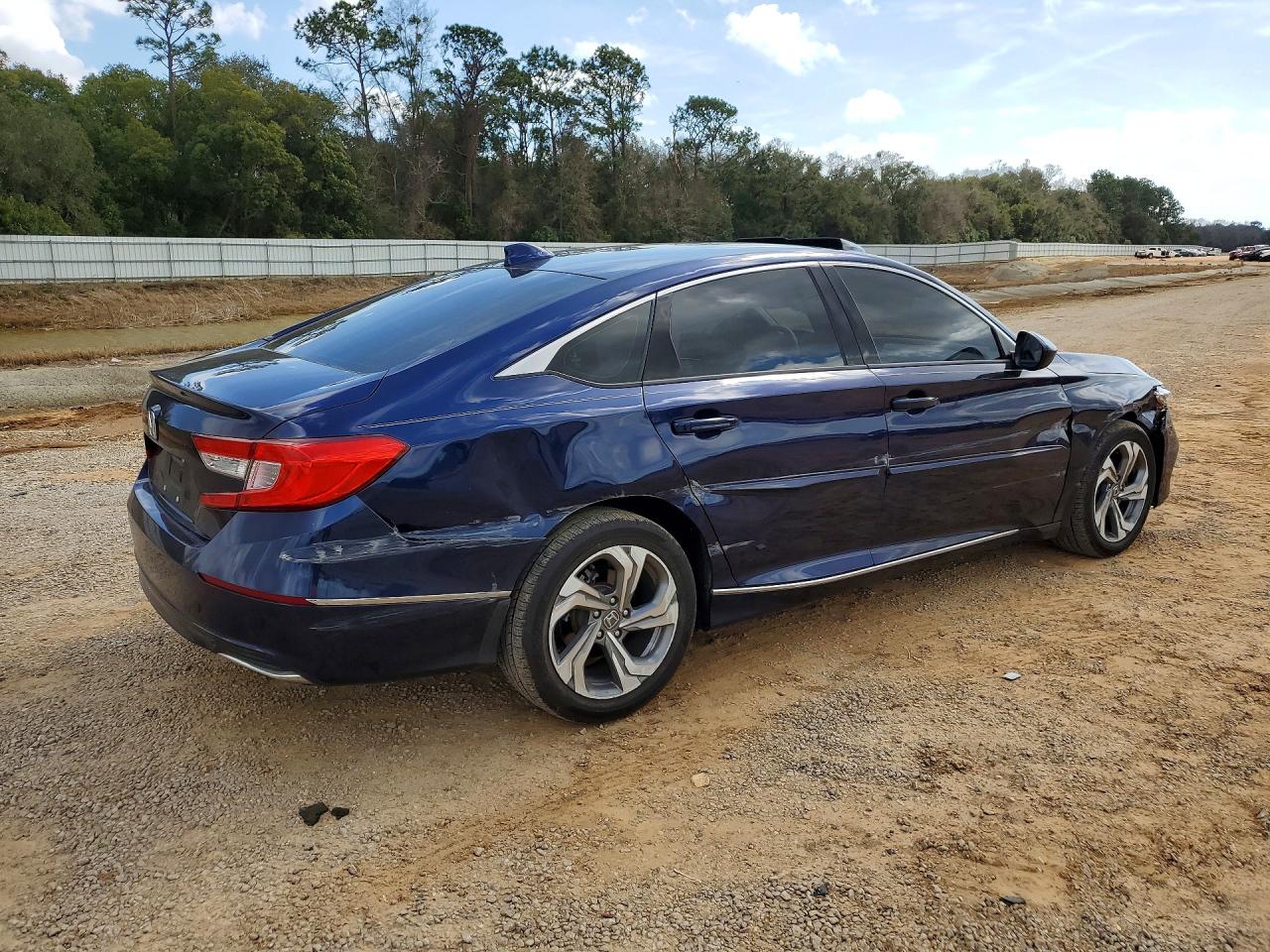 2020 HONDA ACCORD EX photo 3