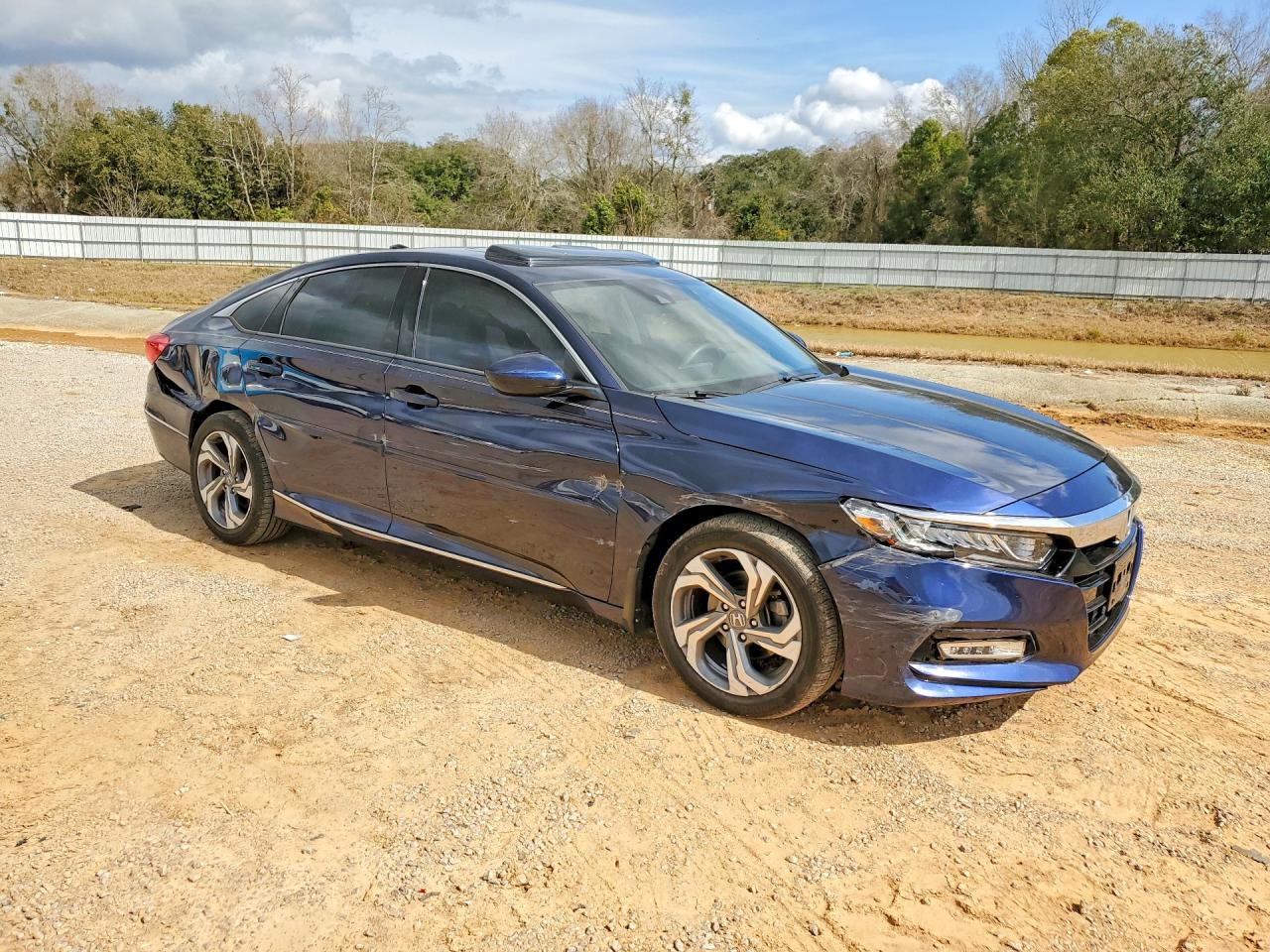 2020 HONDA ACCORD EX photo 4