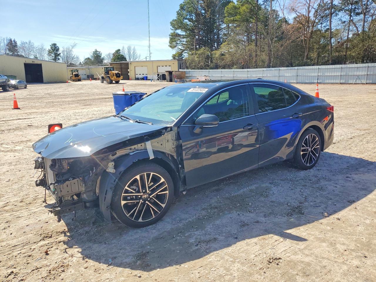 2025 TOYOTA CAMRY