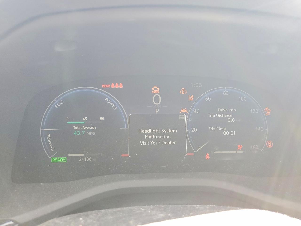 2025 TOYOTA CAMRY XLE photo 9