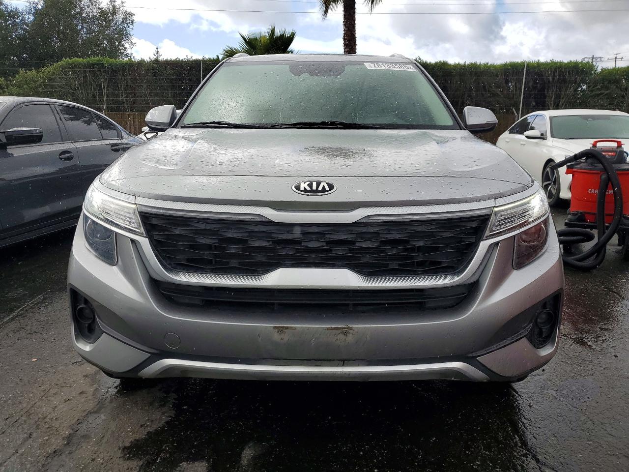 2021 KIA SELTOS EX photo 9