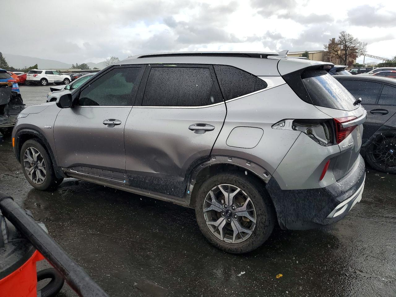 2021 KIA SELTOS EX photo 3