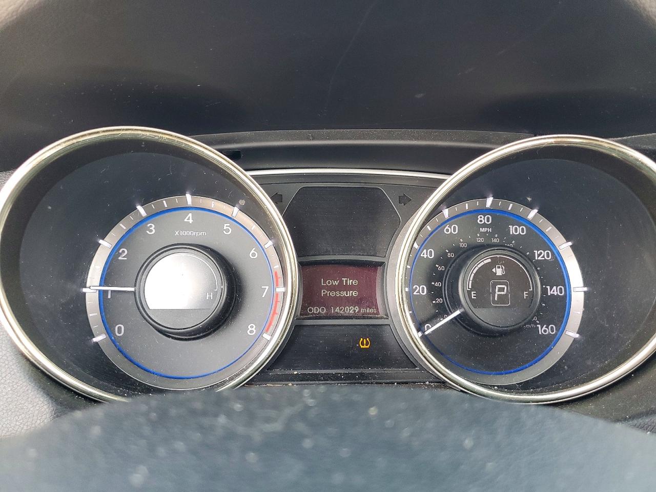 2013 HYUNDAI SONATA SE photo 25