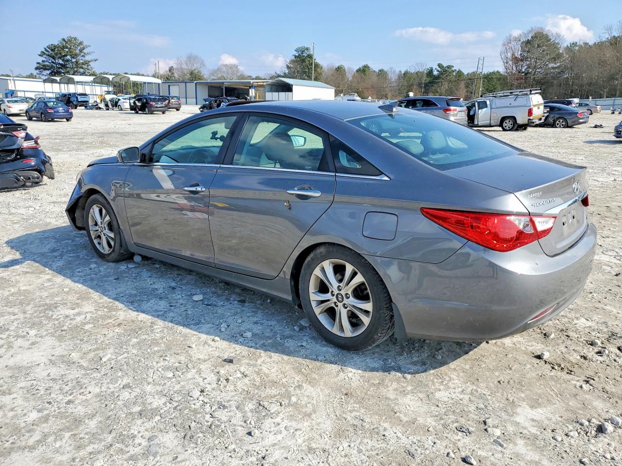 2013 HYUNDAI SONATA SE photo 4