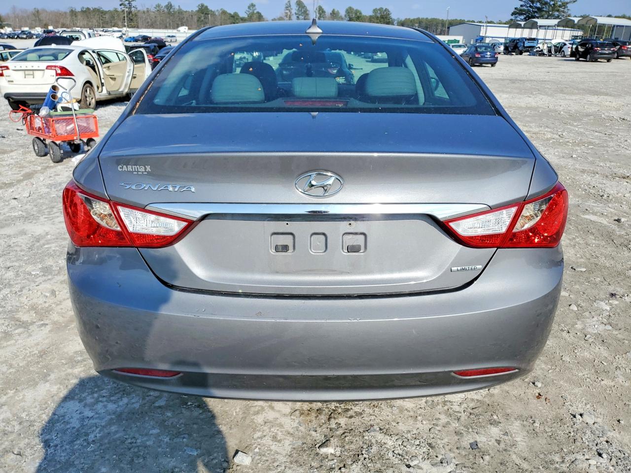 2013 HYUNDAI SONATA SE photo 16