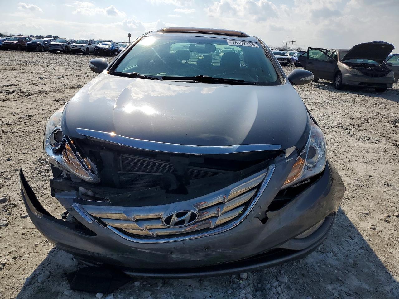 2013 HYUNDAI SONATA SE photo 13