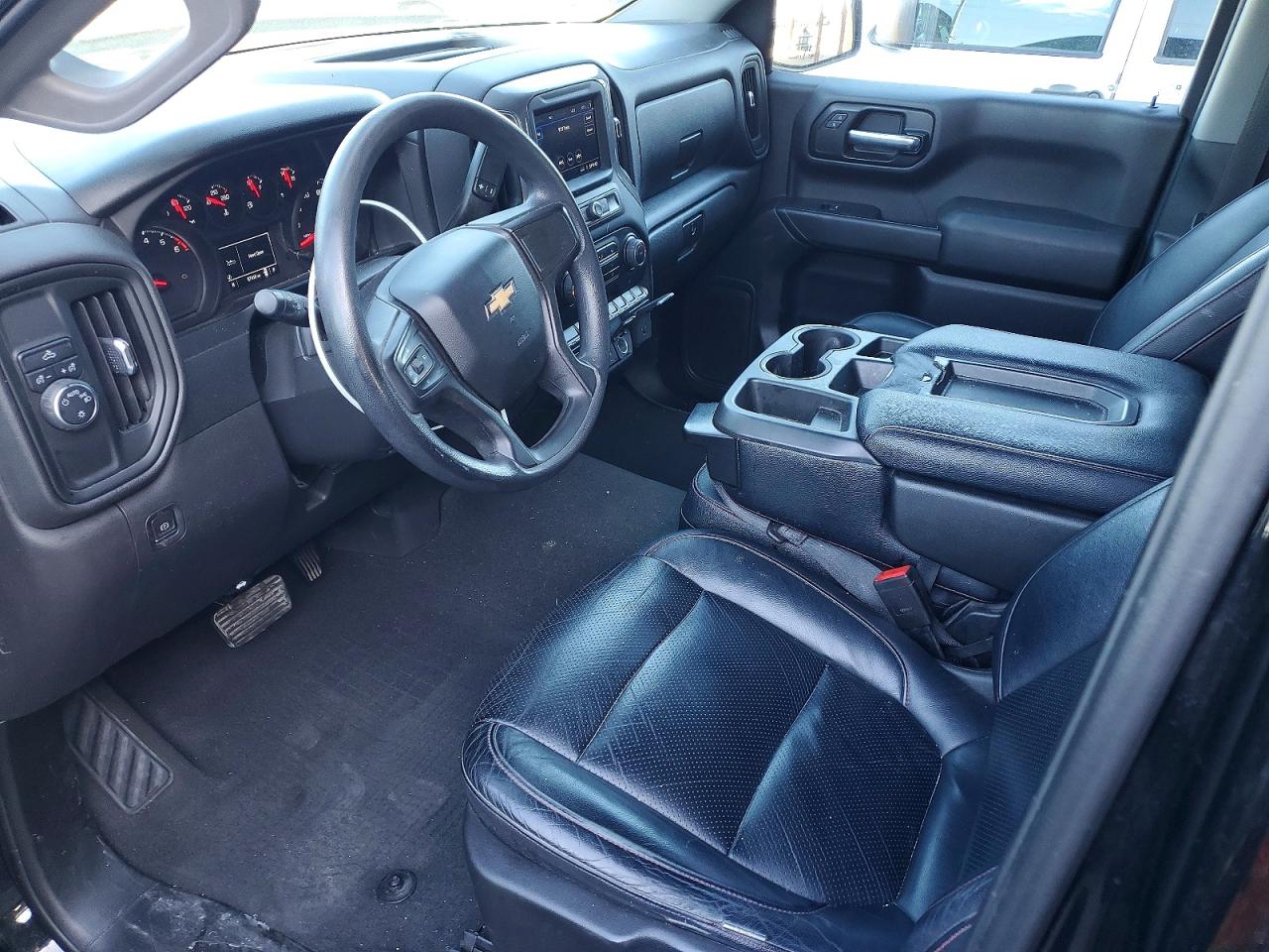 2021 CHEVROLET SILVERADO C1500 CUSTOM photo 8