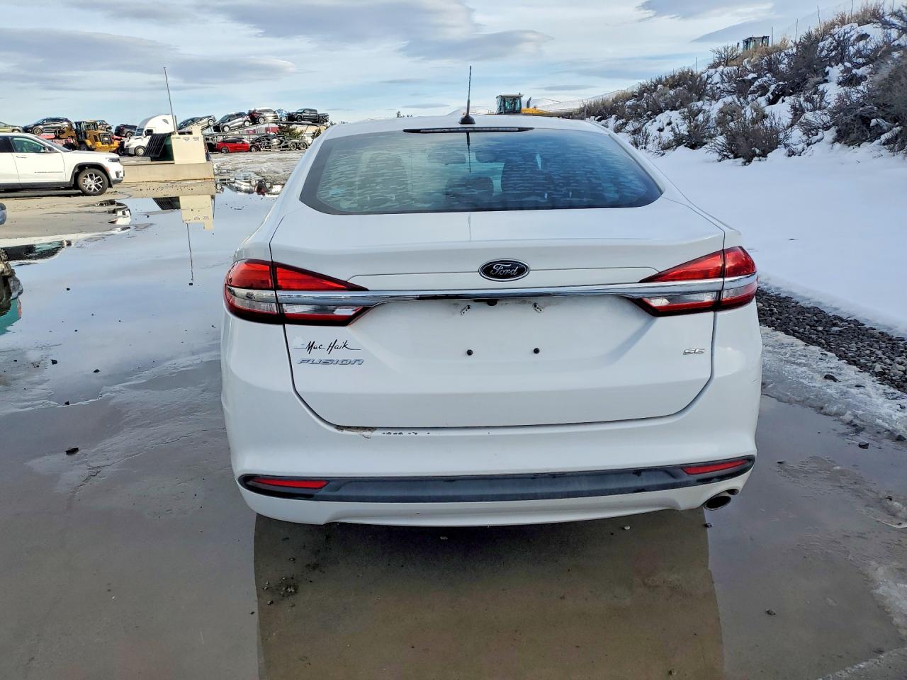2017 FORD FUSION SE photo 11