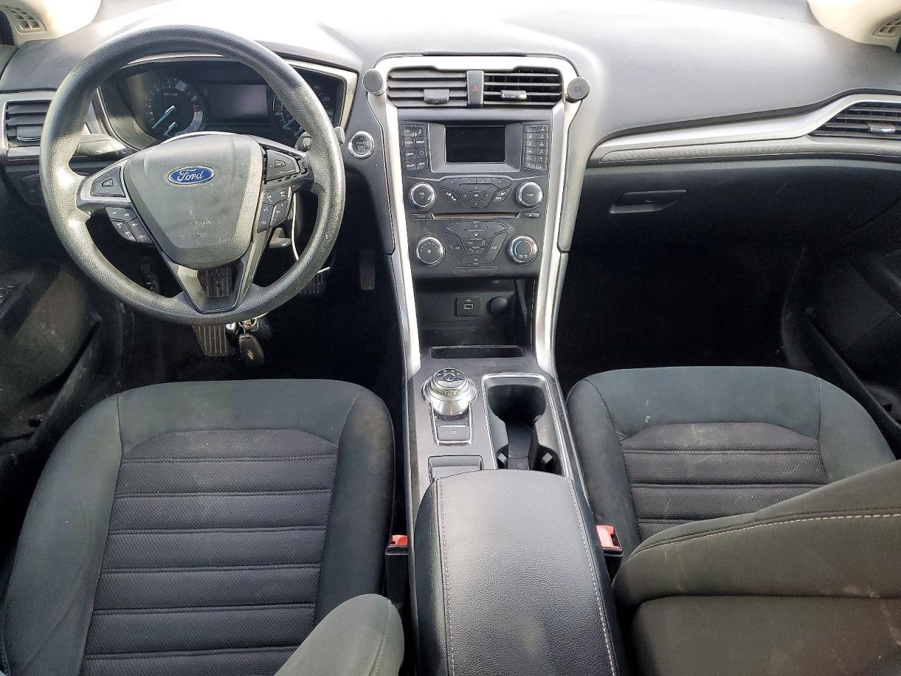 2017 FORD FUSION SE photo 15