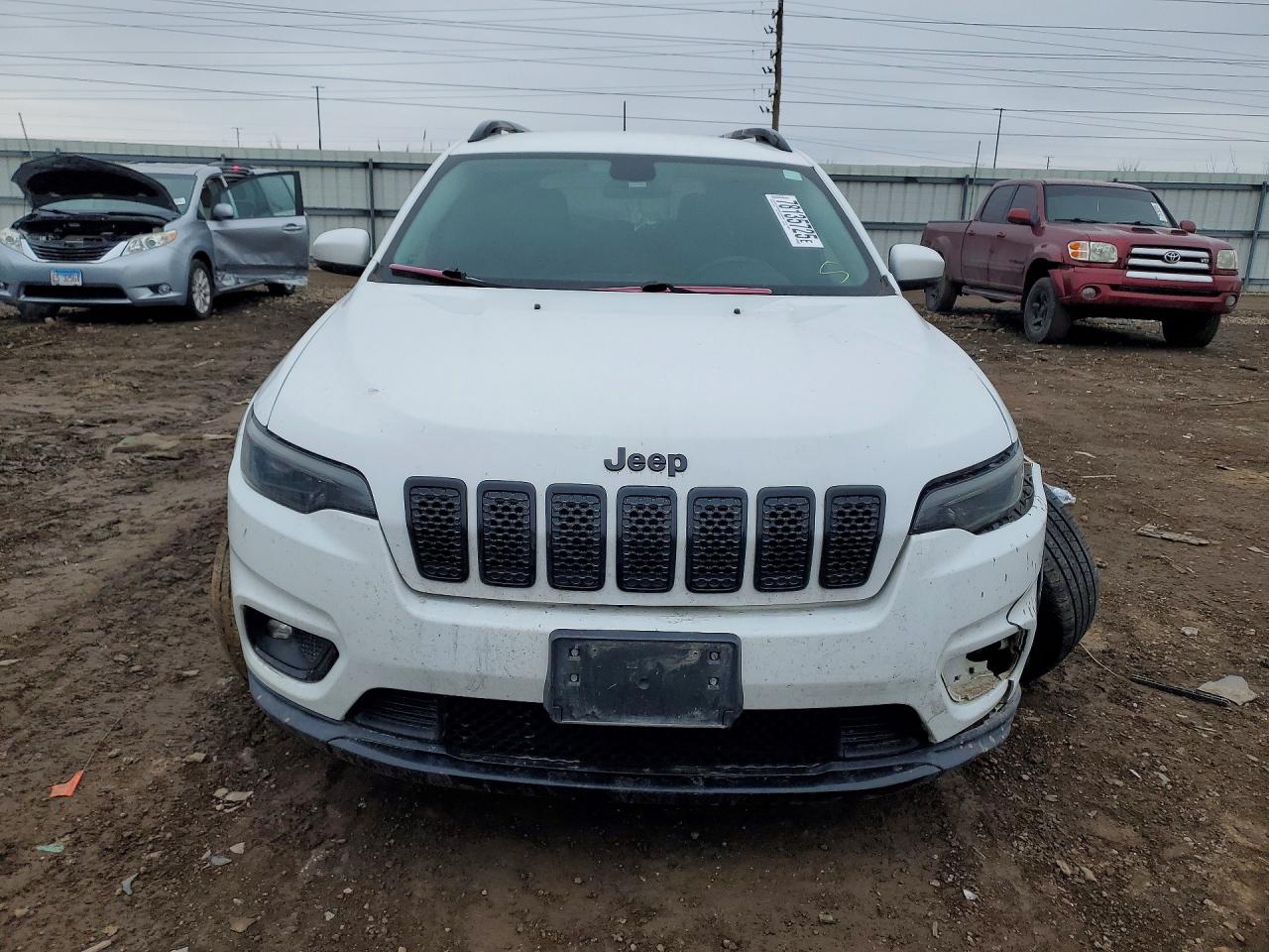 2019 JEEP CHEROKEE LATITUDE PLUS photo 5