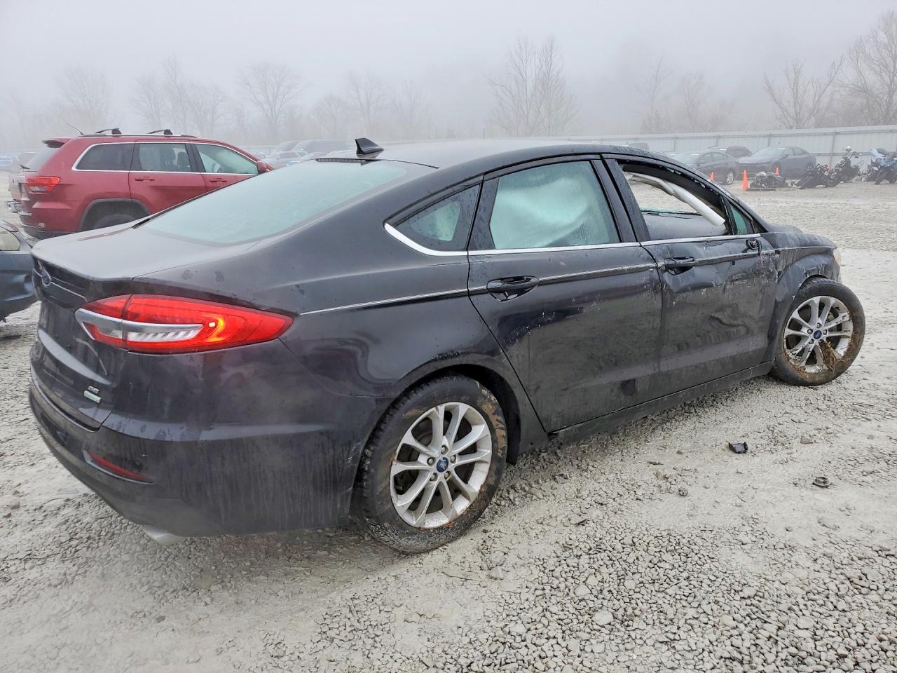 2020 FORD FUSION SE photo 3