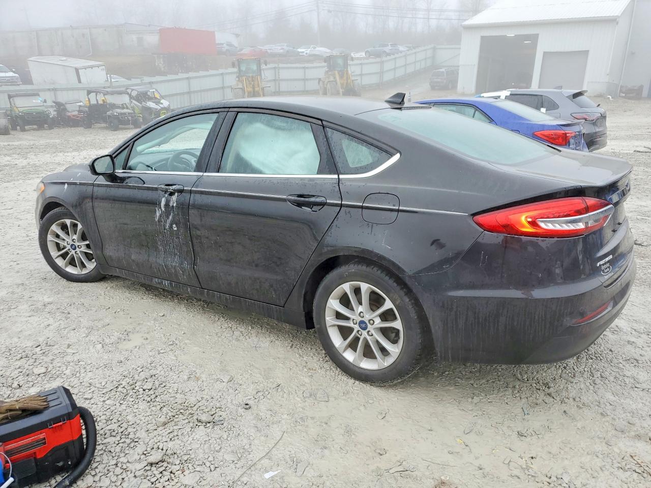 2020 FORD FUSION SE photo 2