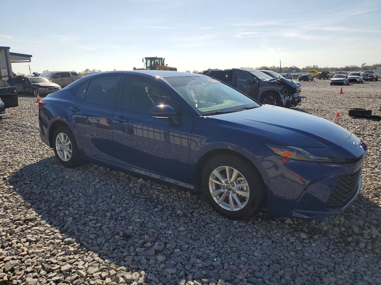 2025 TOYOTA CAMRY LE photo 4