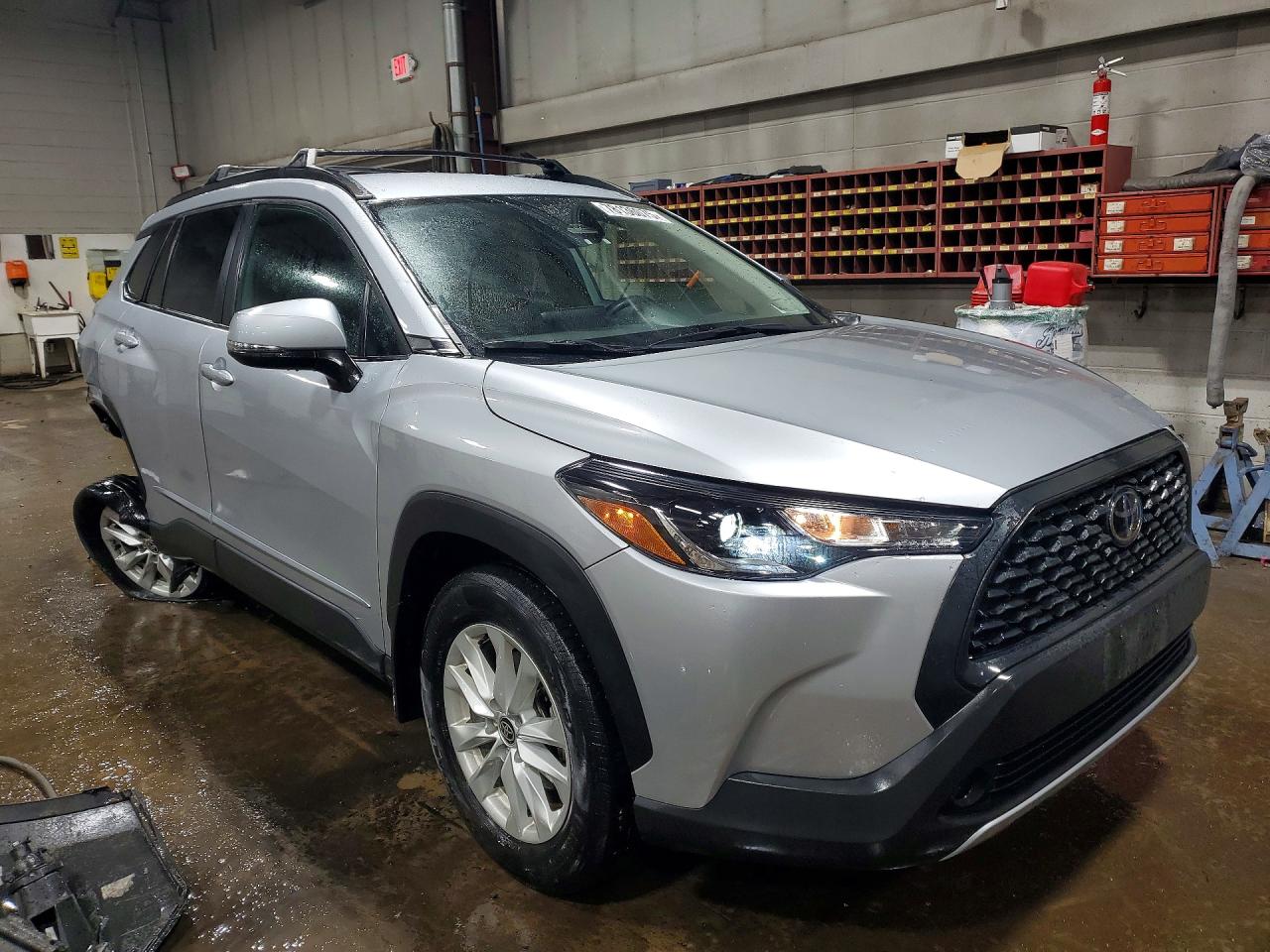 2023 TOYOTA COROLLA CROSS LE photo 7