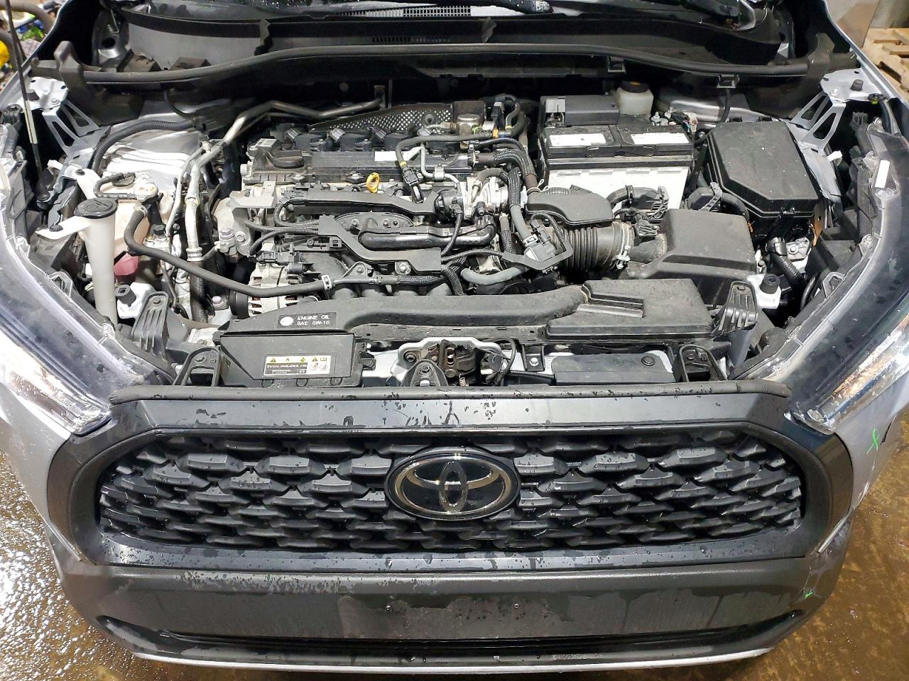2023 TOYOTA COROLLA CROSS LE photo 21