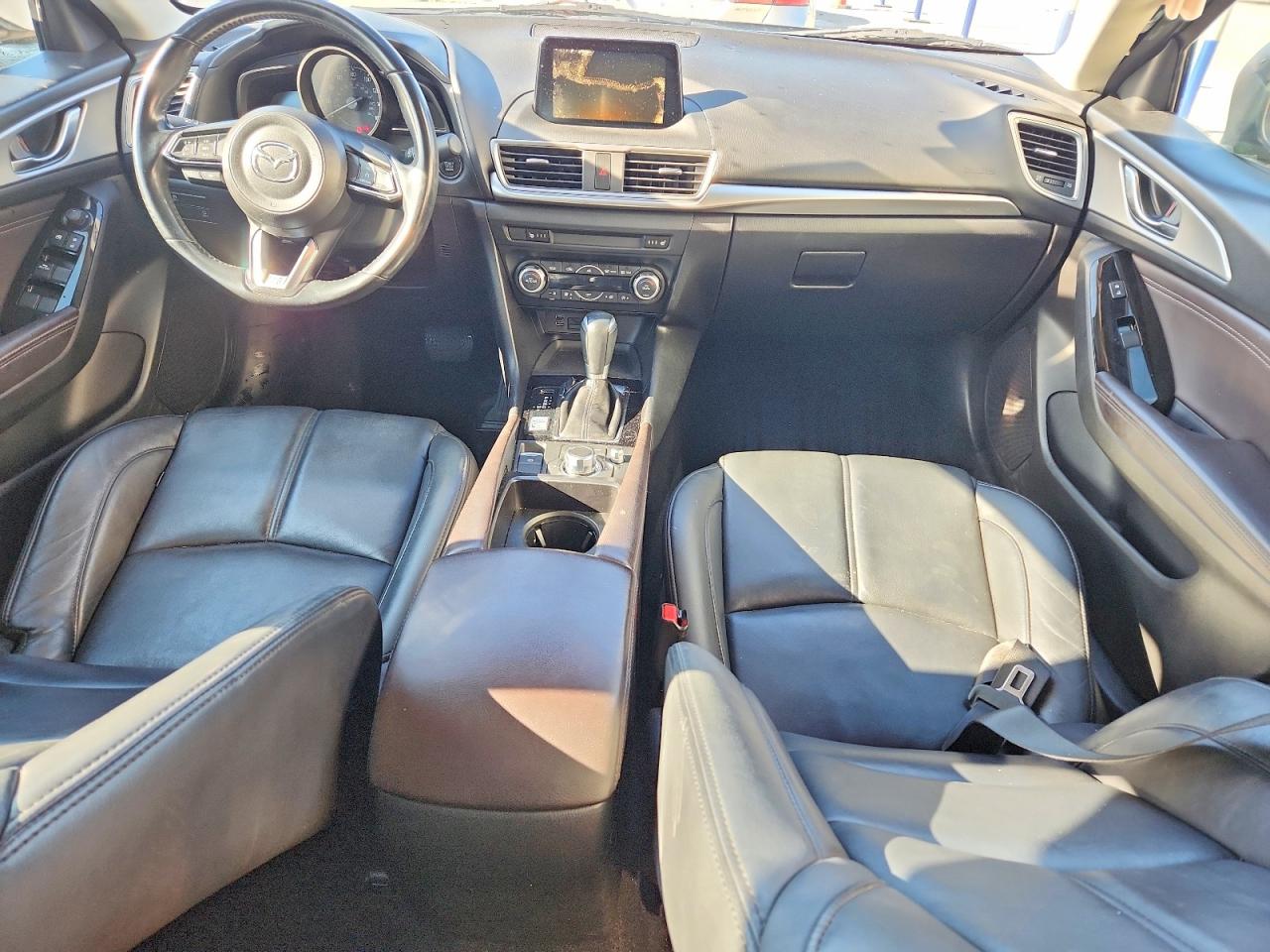 2018 MAZDA 3 TOURING photo 15
