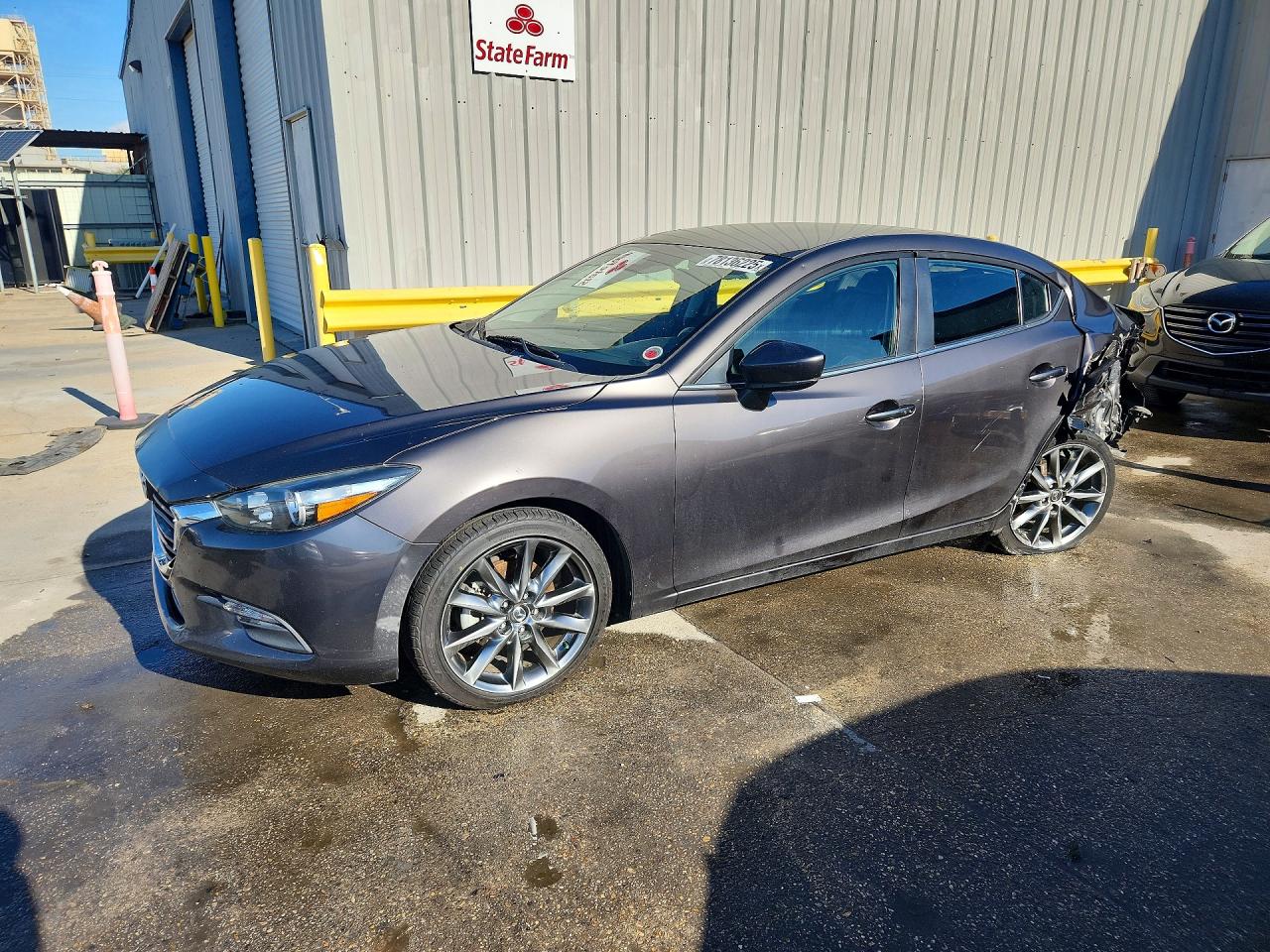 2018 MAZDA 3