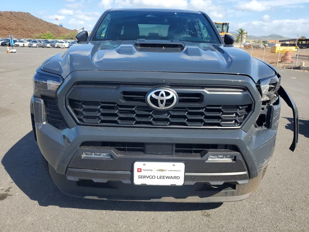 2025 TOYOTA TACOMA DOUBLE CAB photo 9