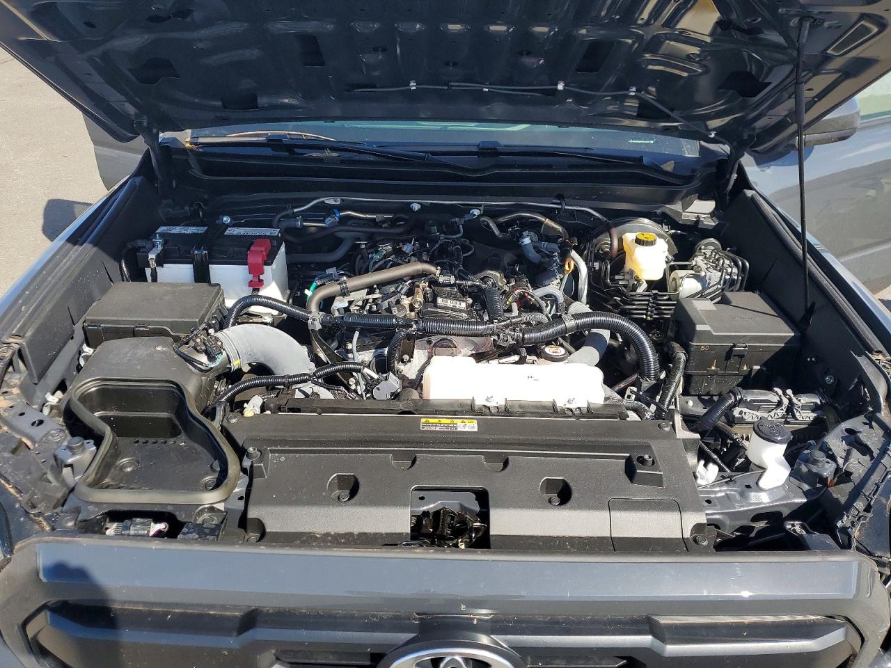 2025 TOYOTA TACOMA DOUBLE CAB photo 21
