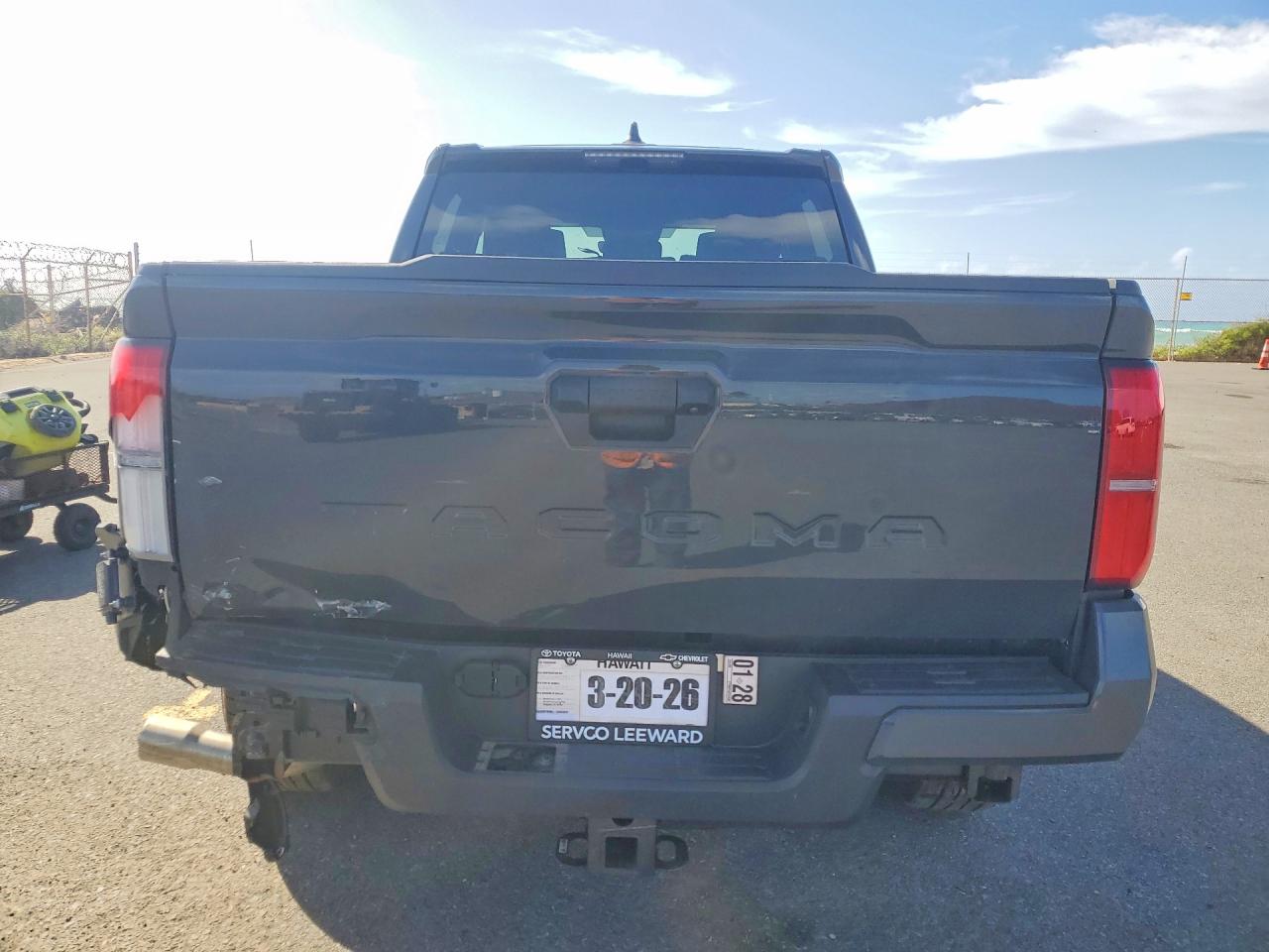 2025 TOYOTA TACOMA DOUBLE CAB photo 11