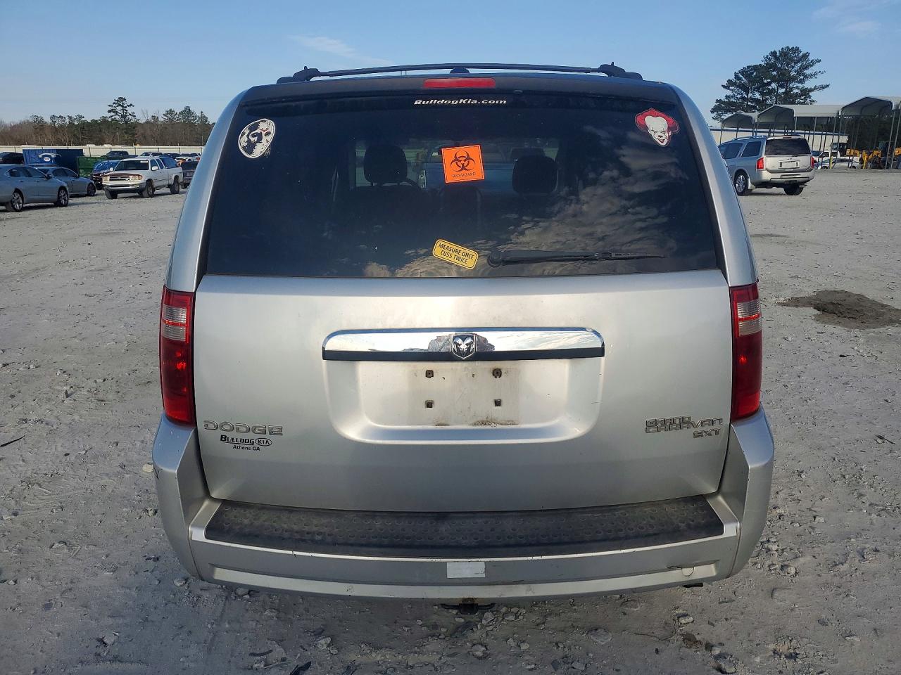 2010 DODGE GRAND CARAVAN SXT photo 6