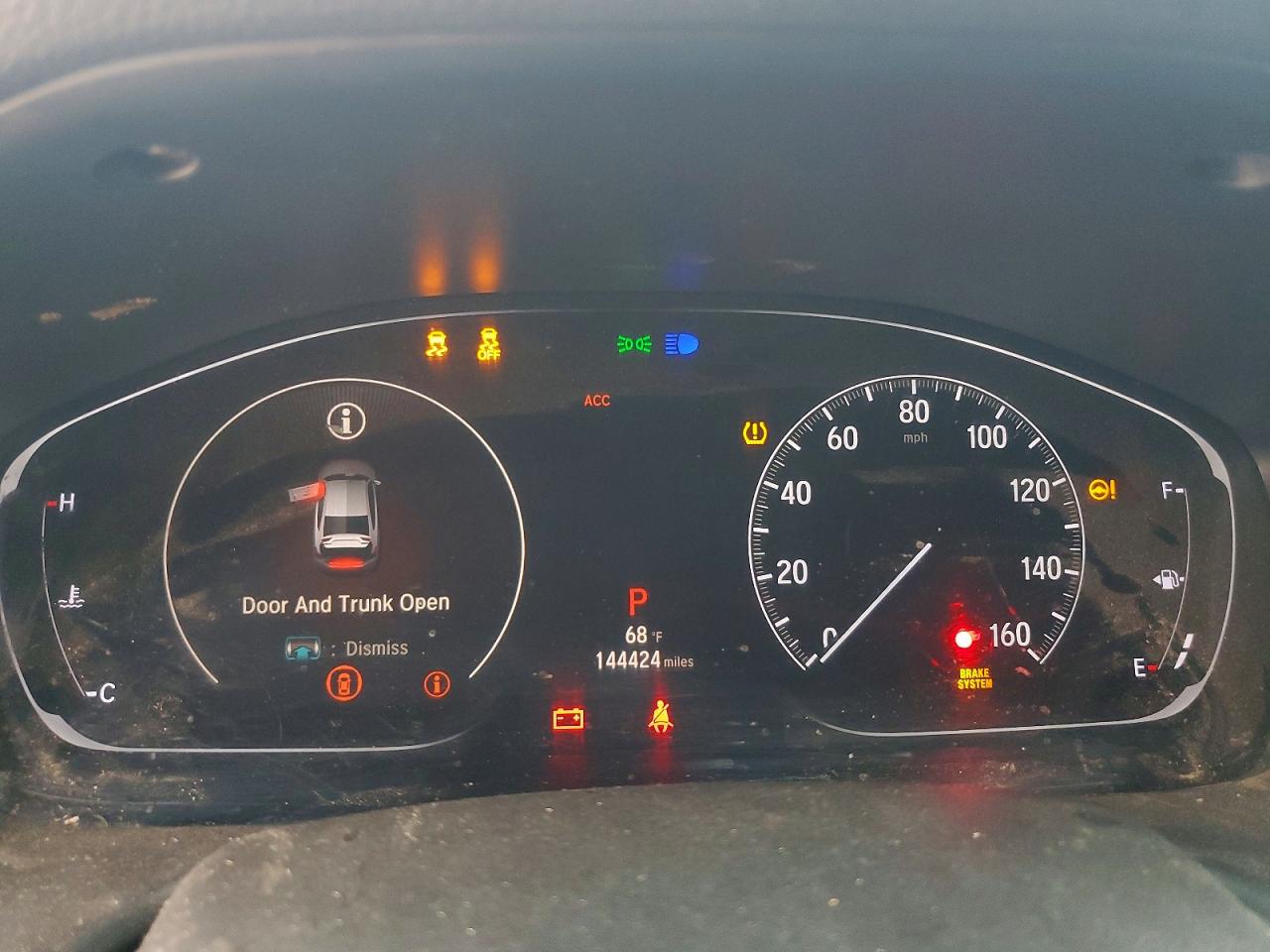 2018 HONDA ACCORD LX photo 17