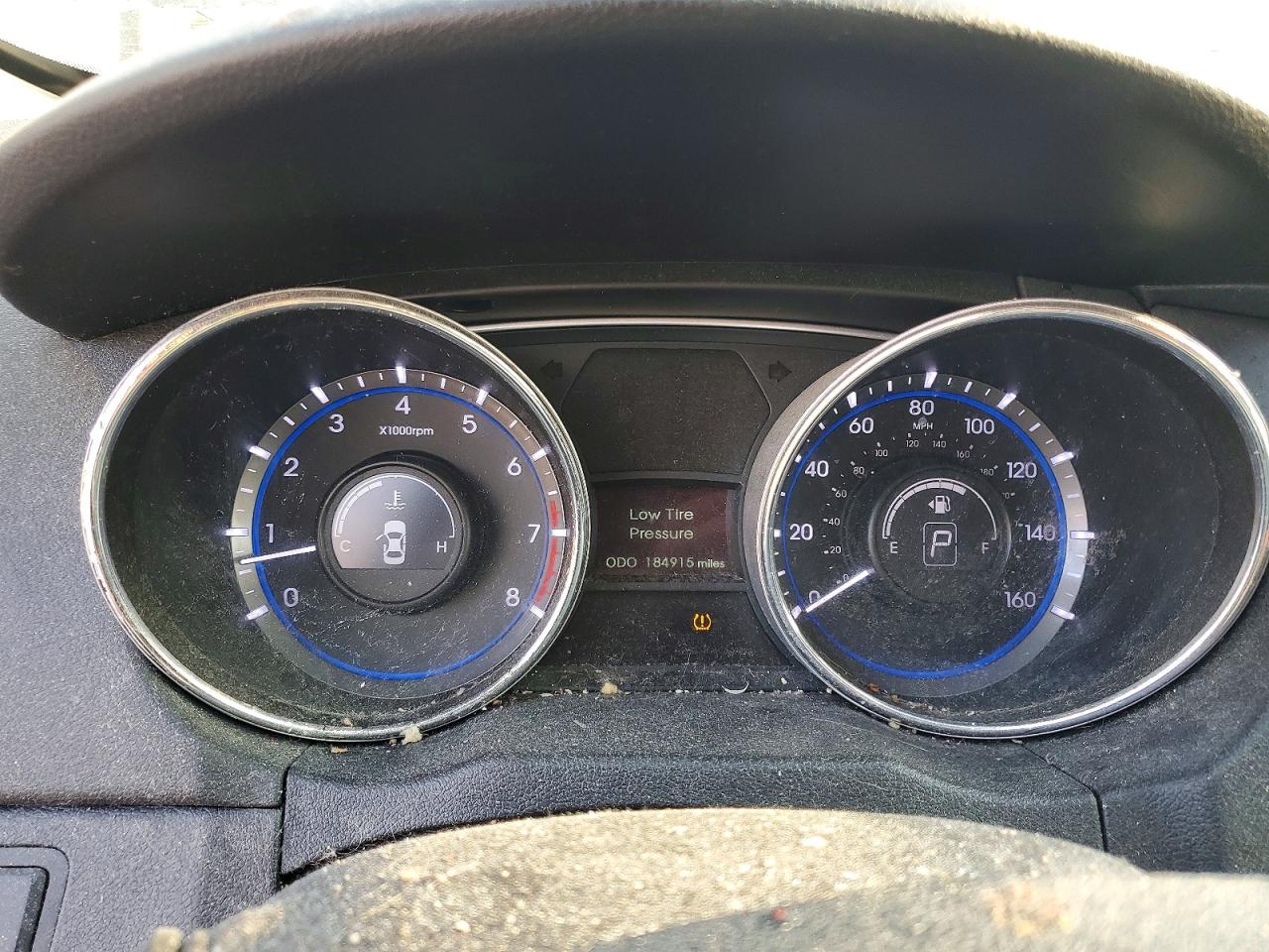 2013 HYUNDAI SONATA SE photo 9