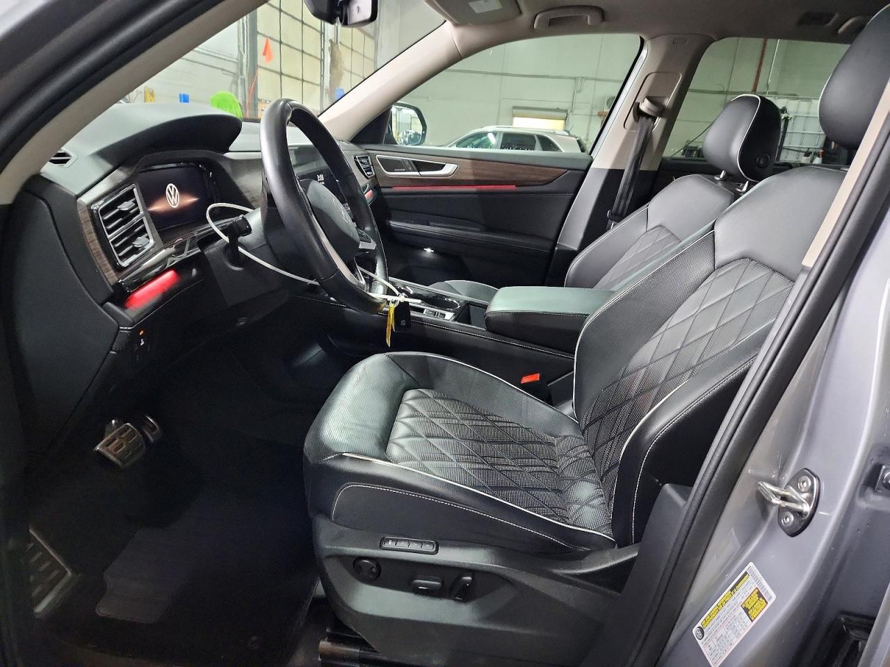 2024 VOLKSWAGEN ATLAS SEL PREMIUM R-LINE photo 7