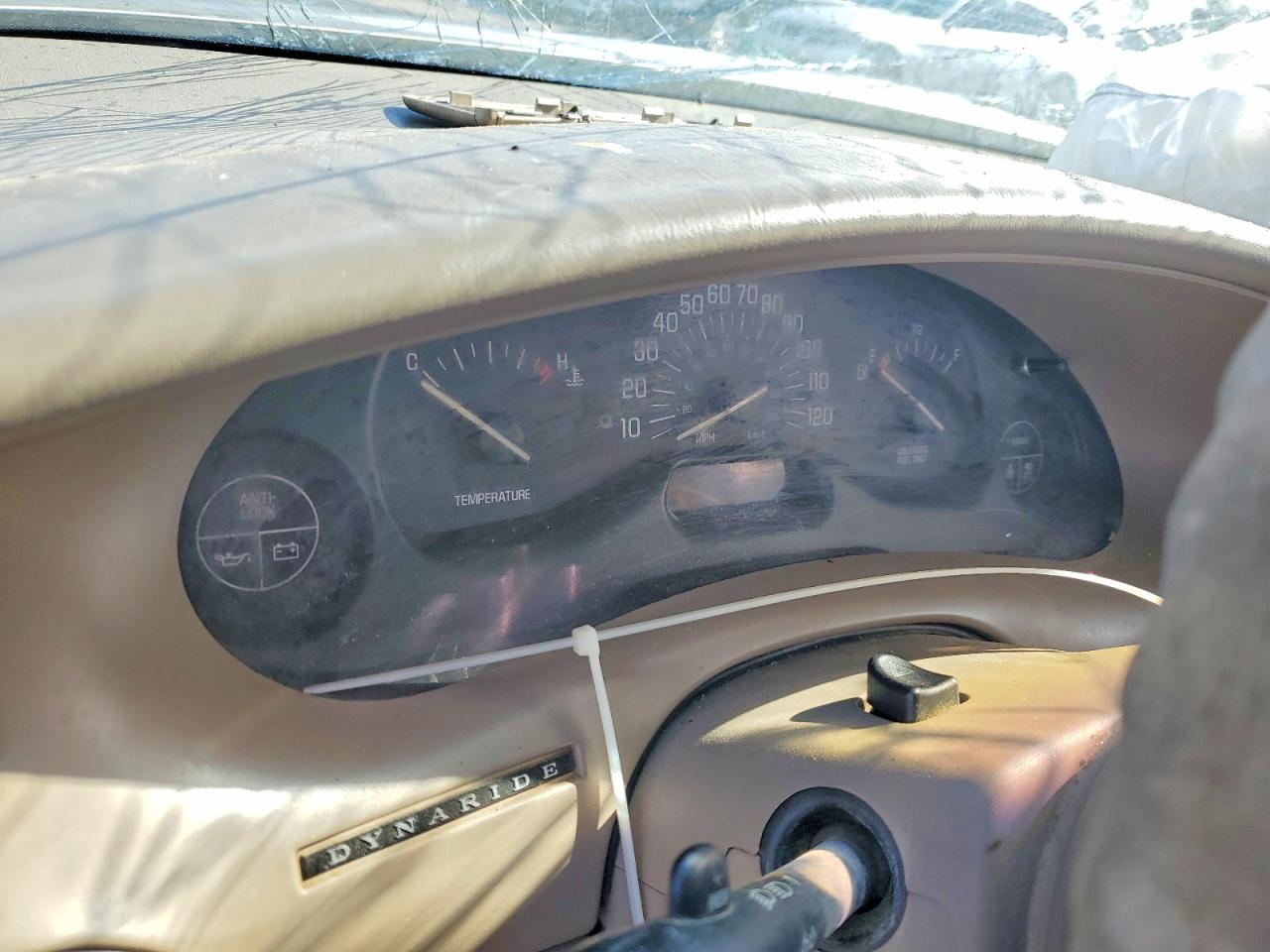 1997 BUICK CENTURY CUSTOM photo 25